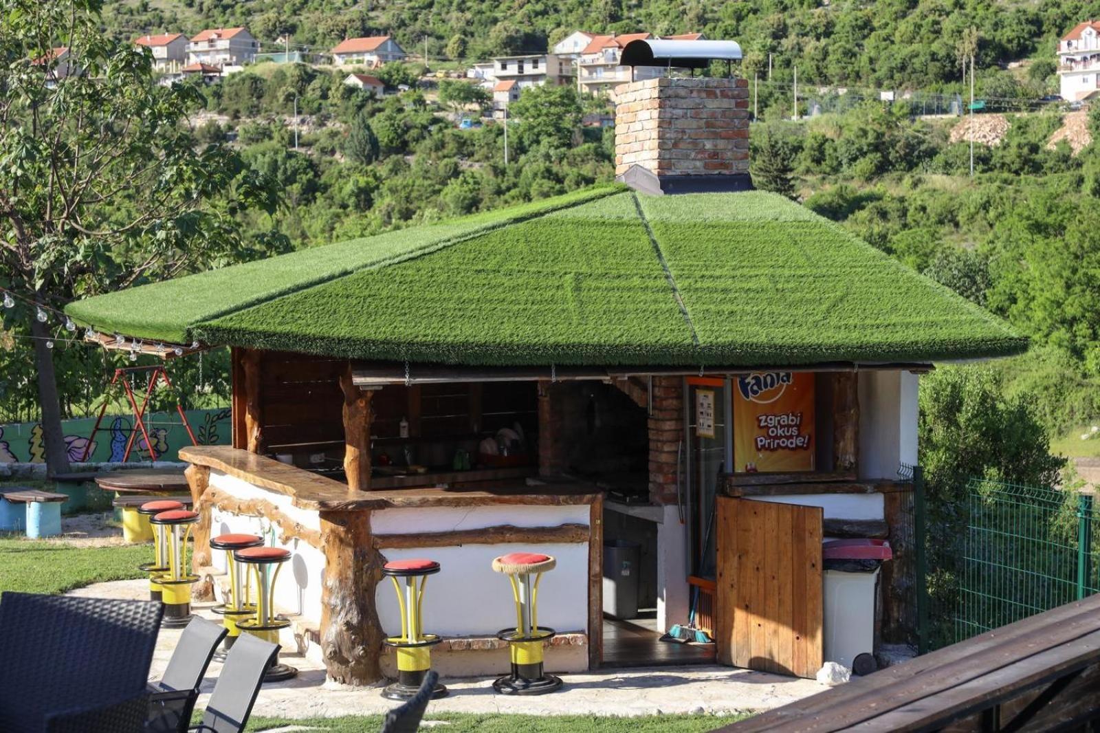 Villa Lyra Требинье Экстерьер фото